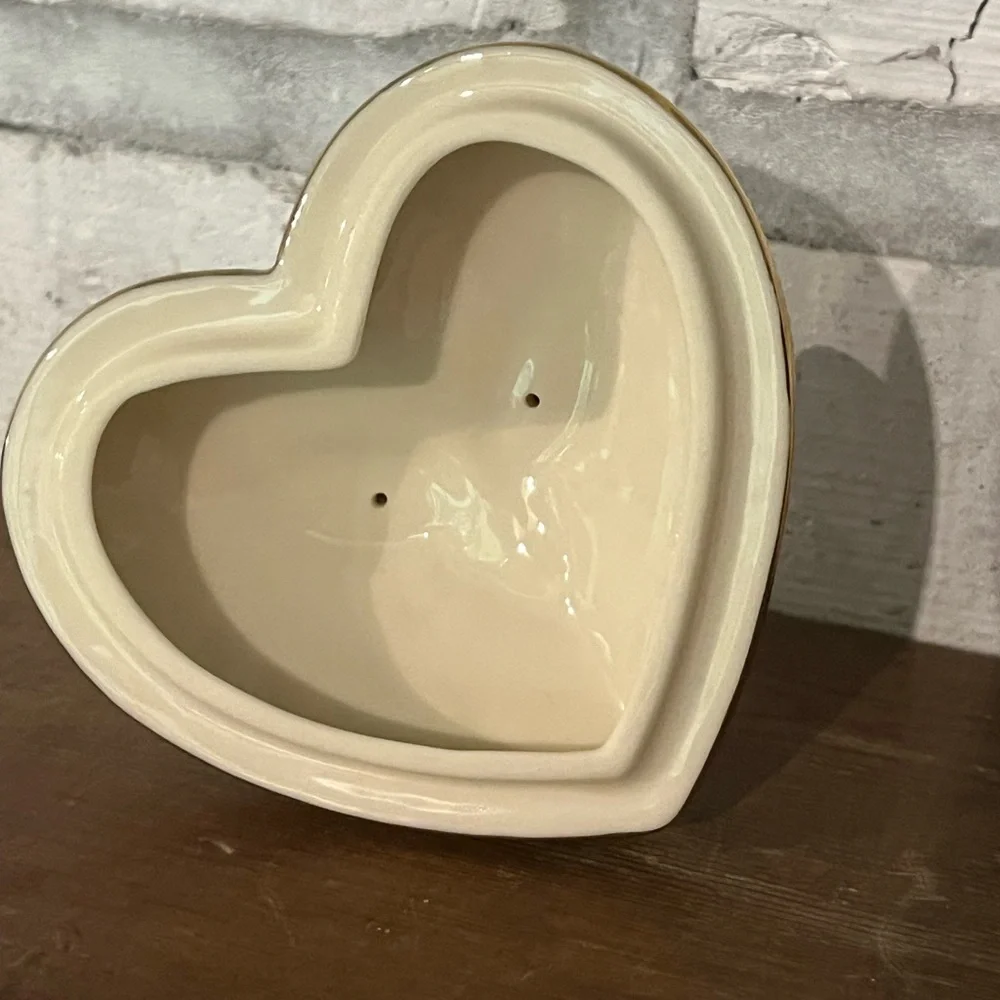 Lenox Doves Of Peace Heart Trinket Box‎ Wings Of Love Intricate Floral Gold Trim